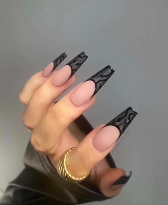 halloween nails, halloween nail design ideas, halloween nails 2022, spider web french tips, pumpkin nails, spooky nails, halloween nail designs 2022, mix and match halloween nails, blood drip halloween nails, ghost nails, bat nails  Nails by @minimasterpiec