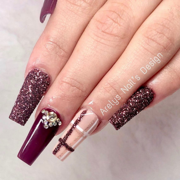 45 Gorgeous Burgundy Nails — Glittery Burgundy and Plaid Nails