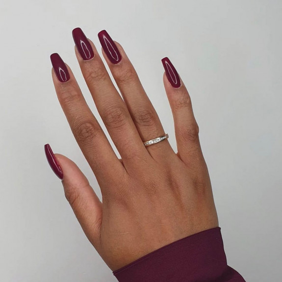 45 Gorgeous Burgundy Nails — Simple Burgundy Acrylic Nails