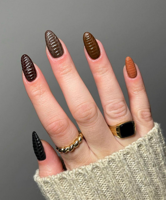 33 Best Fall Nail Colors — Brown Croc Print Nails