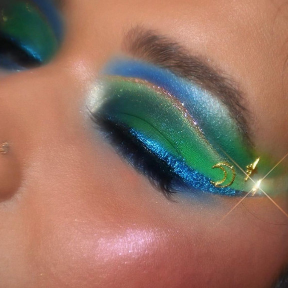 35 Eyeshadow Makeup Looks — Blue and Green Makeup