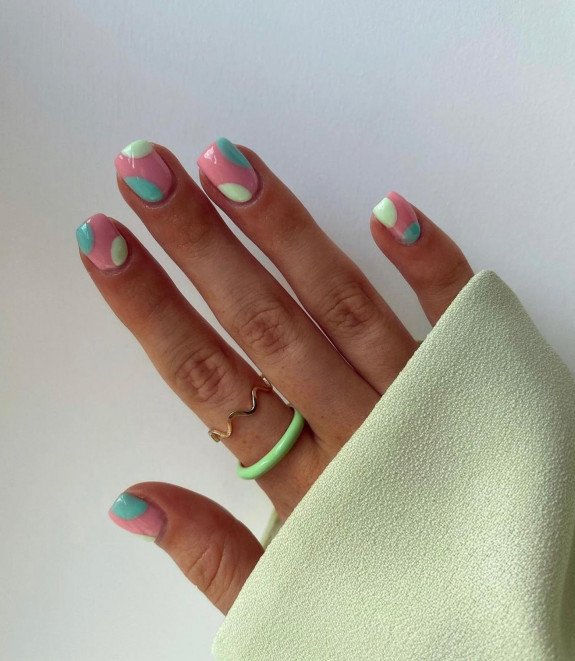 31 Cute September Nail Ideas — Mint and Blue Short Nails