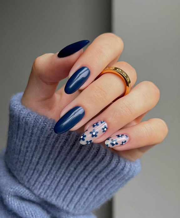 77 Trendiest Fall Nails To Compliment Your Fall Outfits — Navy Blue + Flower Nails