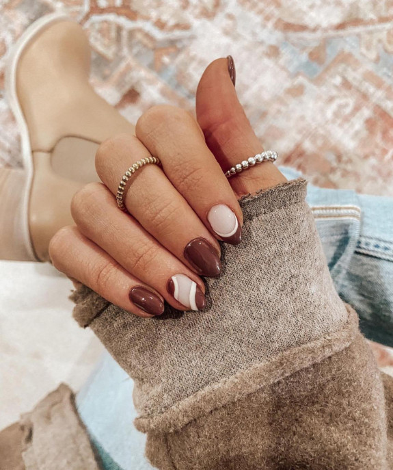 autumn nails 2022, autumn gel nails 2022, fall nails 2022, fall nail colors, cute fall nails, fall nails 2021 short, gradient color fall nails, brown nail, fall nails with designs, swirl nails, french tip fall nails