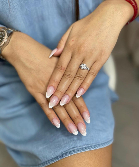 50 Cute French Tip Nails To Try in 2022 — Simple French Tip Nails