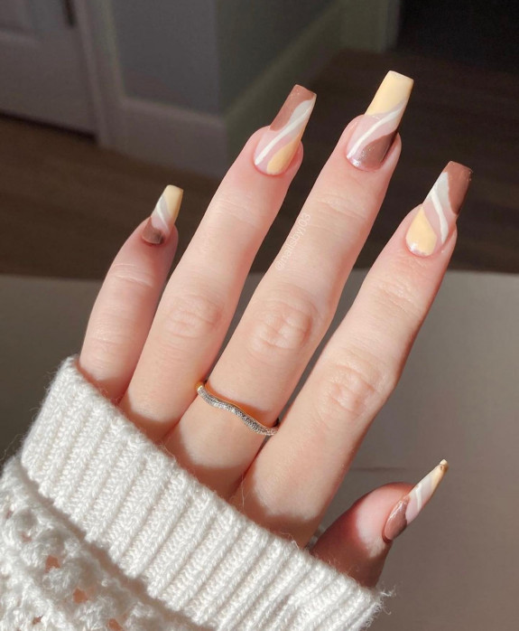 77 Trendiest Fall Nails To Compliment Your Fall Outfits — Brown Abstract Acrylic Nails