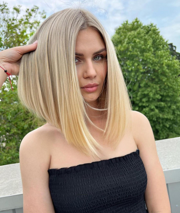 45 Flattering Long Bob Haircuts — Platinum Blonde Long Angled Lob Haircut