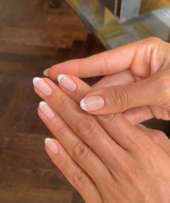 simple nail art for short nails, simple nail designs 2022, simple nail art, simple nails 2022, simple nail art ideas, simple nails, simple nail designs acrylic, cute nail designs, simple nail designs almond, minimalist nail designs, minimalist nails 2022