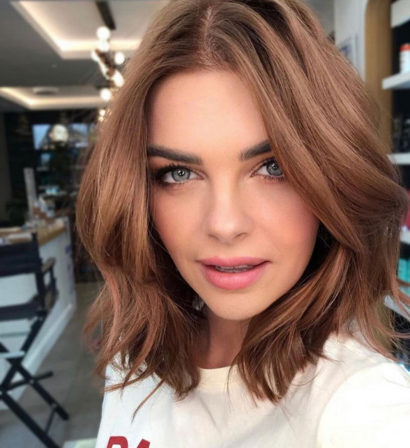   long bob haircut, lob haircut with layers,  long bob haircuts 2022, lob haircut with bangs, lob haircut 2022, lob haircut for thin hair, feathered lob haircut, textured lob haircut, choppy lob haircut, lob haircut 2022 fine hair, long bob haircuts 2022, layered lob haircut, lob haircut 2022 fine hair, lob haircut 2022 straight hair, lob haircut 2022 with bangs, short lob haircut 2022, lob haircut 2022 brunette