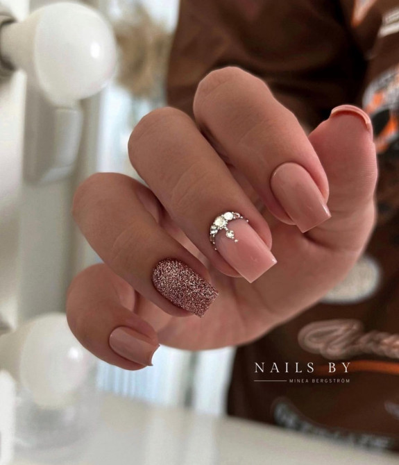 brown french tip nails, fall nail designs, fall nails 2022, autumn nail designs, fall nail colors, fall nail art, fall nail ideas, autumn nail ideas, autumn nails 2022, tortoiseshell nails, burgundy nails, thanksgiving nails, october nails, september nails, french tip nails, fall french tip nails