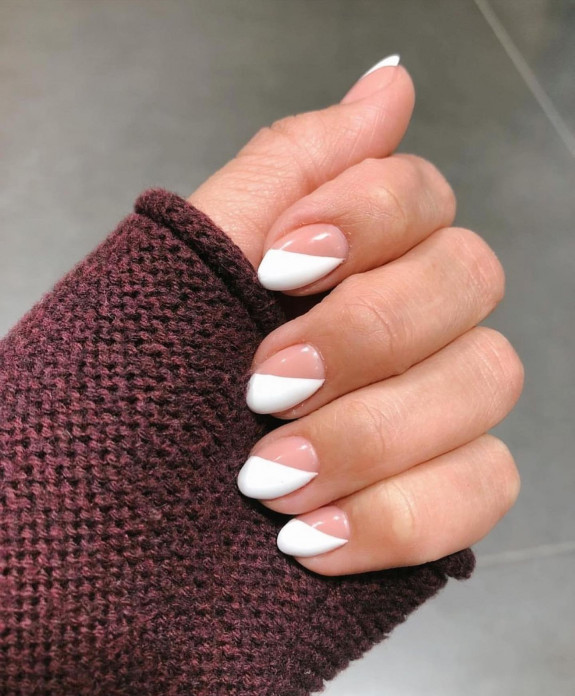 40 Nail Designs For Fall 2022 — Half Nude Half White Short Nails