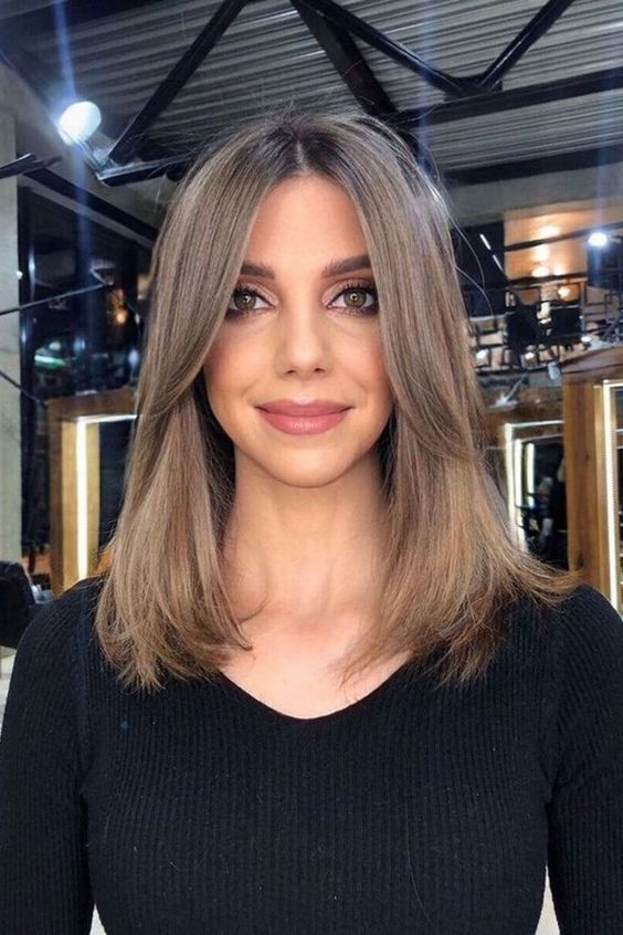 40 The Trendiest Haircuts with Curtain Bangs — Shoulder Length Fine Haircut