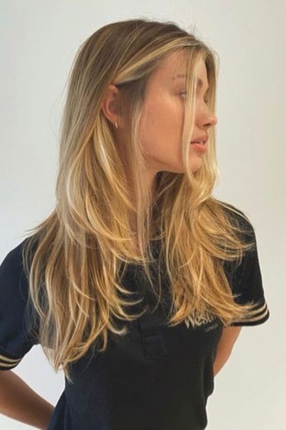 40 The Trendiest Haircuts with Curtain Bangs — Low Maintenance Layered Cut Blonde Hair