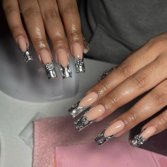 34 Grunge Nails That are Perfect For Fall — Silver Grunge French Nails