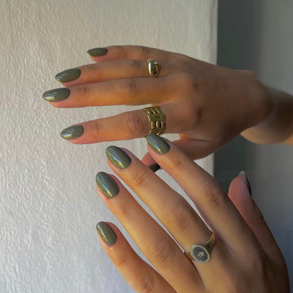 31 Beautiful Green Nail Designs For Fall — Olive Green Nails