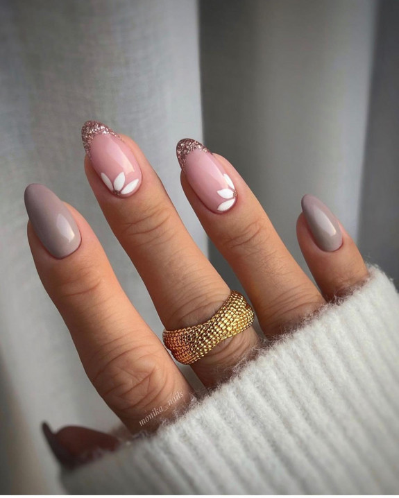 30 Pretty Fall Nail Designs in 2022 — Rose Gold Glitter Tip Nails with Flower Details