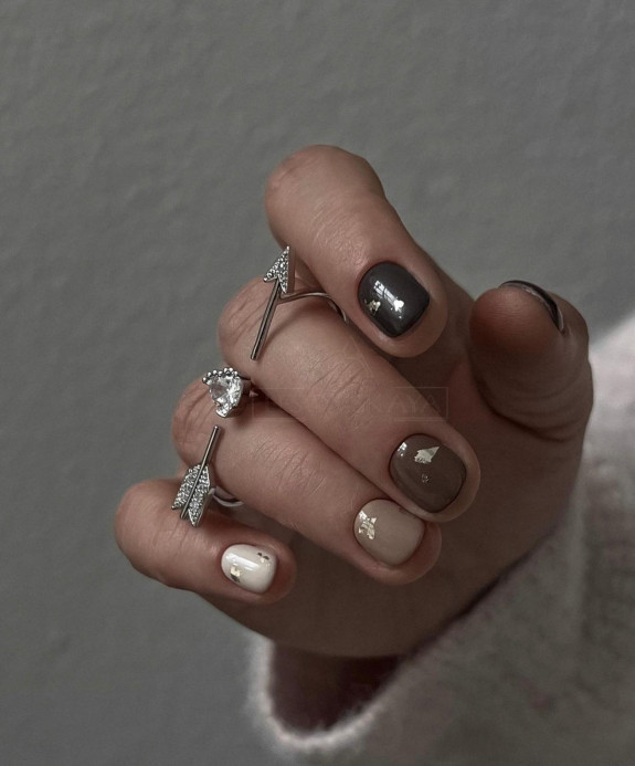 30 Pretty Fall Nail Designs in 2022 — Short Brown Nails