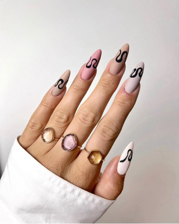 30 Pretty Fall Nail Designs in 2022