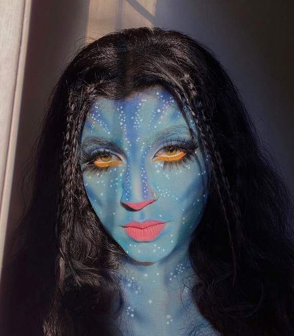 30 Halloween Makeup Looks for 2022 — Neytiri Avatar Makeup Look