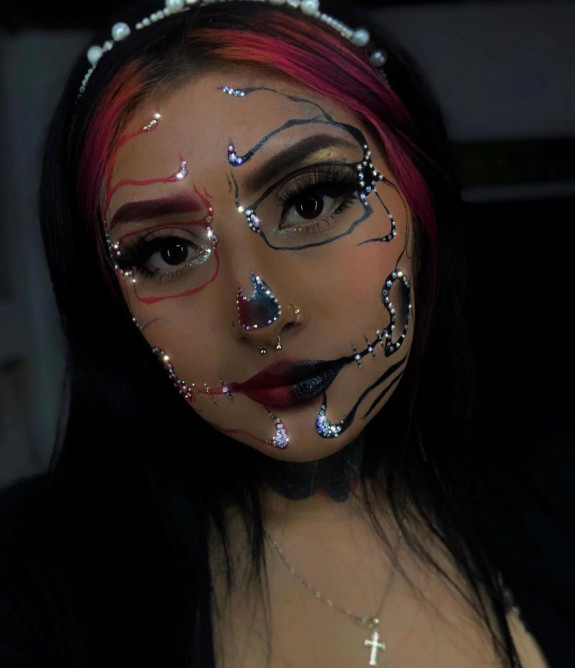 30 Halloween Makeup Looks for 2022 — Glam Skull Makeup Look