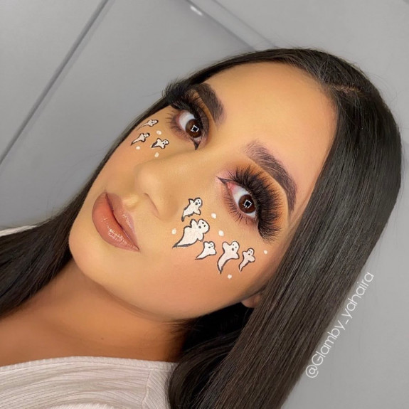 30 Halloween Makeup Looks for 2022 — Ghost Halloween Makeup