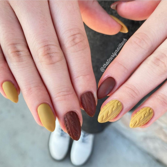 40 Trendy Fall Nails in 2022 — Orange and Tortoiseshell Nails