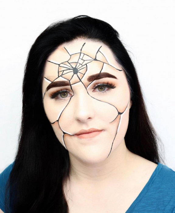 30 Halloween Makeup Looks for 2022 — Cracked Face Makeup