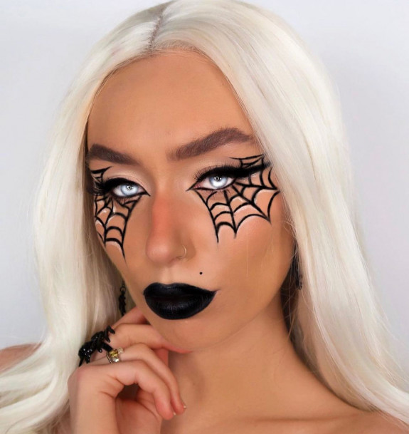 35 Creepy Spider Makeup Ideas for Halloween 2022 —Black Lips + Spider Liner