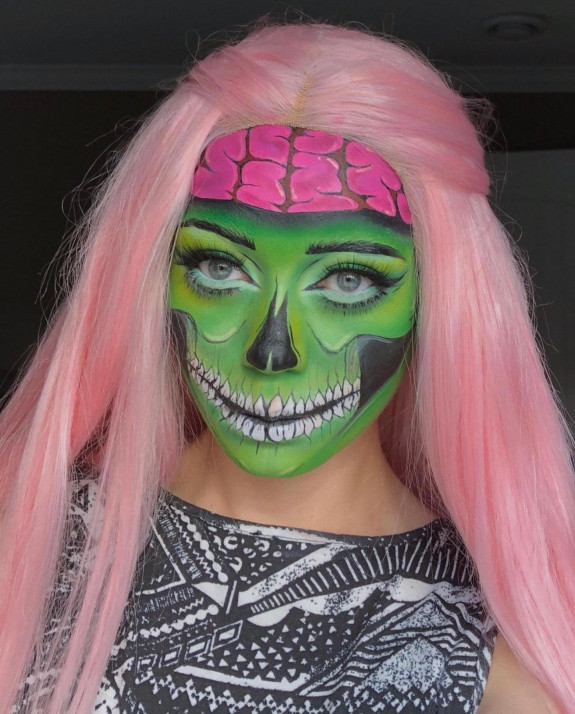 30 Halloween Makeup Looks for 2022 — Green Zombie Skull