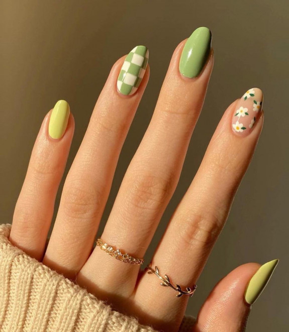 25 Autumnal Nails in 2022 — Soft Green Fall Nails