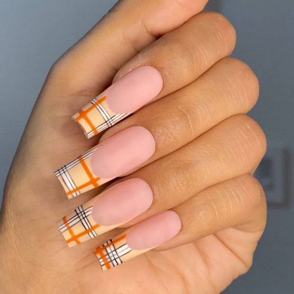 40+ Thanksgiving Nail Ideas — Soft Orange Plaid French Tip Nails