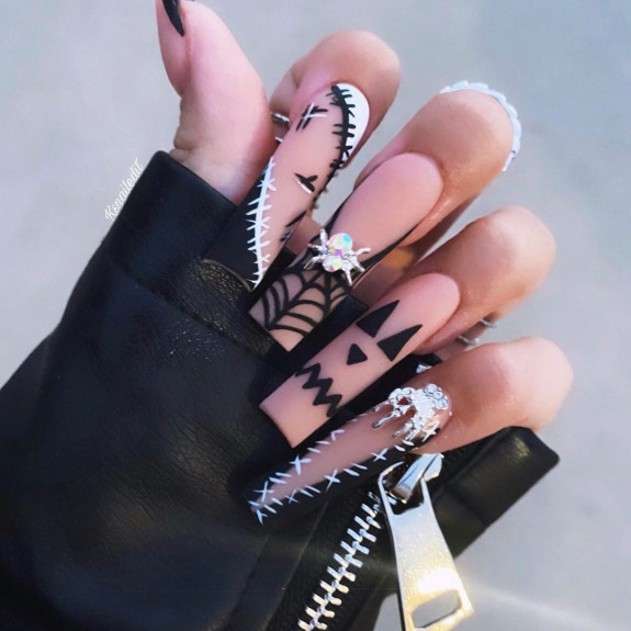 80+ Gorgeous Halloween Acrylic Nails — Scary Pumpkin Face Nude Nails