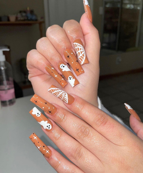 80+ Gorgeous Halloween Acrylic Nails — Latte Colored Halloween Nails