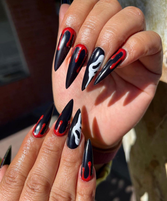 80+ Gorgeous Halloween Acrylic Nails — Black Nails with Red Drips