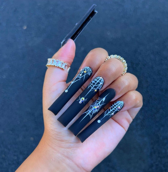 80+ Gorgeous Halloween Acrylic Nails — Spider Web Black Nails