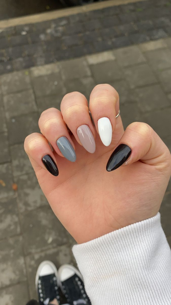 30+ Gorgeous Fall Inspired Nail Ideas — Dusty Blue, Neutral and Black Nails