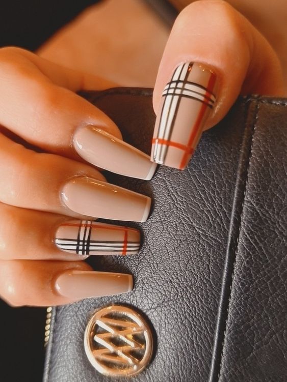 30+ Chic Fall Nail Colors & Designs — Neutral Plaid Acrylic Nails