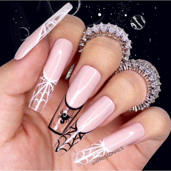 spider nail art, spider nails, spider web nails, simple spider web nails, halloween nails, halloween nail ideas, spider web nail ideas, halloween nail art, simple halloween nails, halloween nails acrylic, spider nails acrylic, halloween nails short