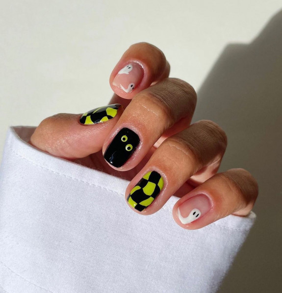 53 Black Halloween Nails — Black and Green + Ghost Nails