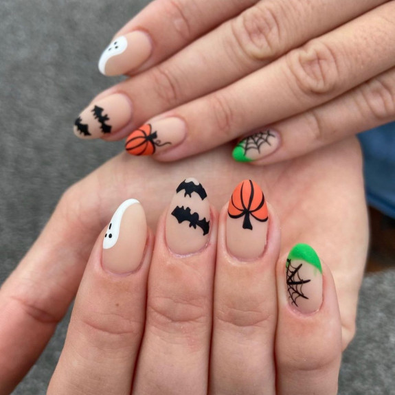 76 Spooky Halloween Nails for Every Taste — Matte Pumpkin, Bat and Ghost Nails