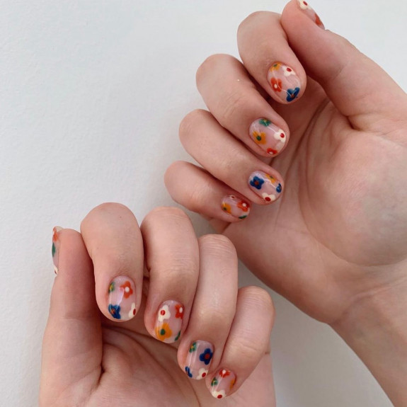 49 Pretty Fall Floral Nails — Colorful Flower Natural Short Nails