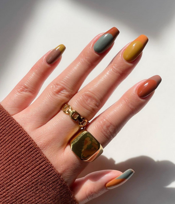 42 Best Fall Nail Trends of 2022 — Two-Toned French Nails