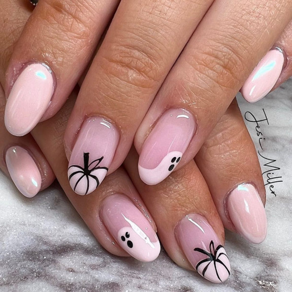 50+ Best Halloween Nails for Every Taste — White Pumpkin & Swirl Ghost Tip Nails