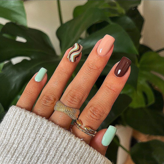 42 Best Fall Nail Trends of 2022 — Mint Green & Brown Nails