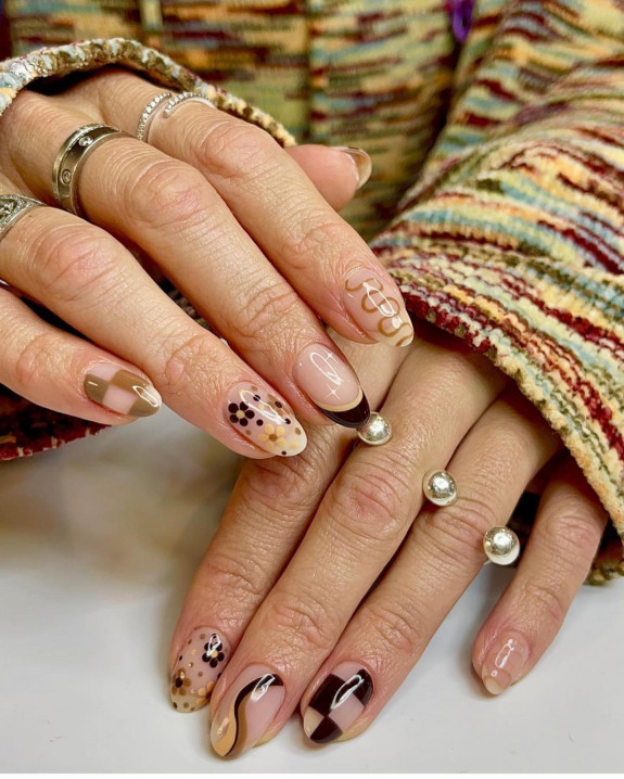 49 Pretty Fall Floral Nails — Neutral Floral Mismatch Nails