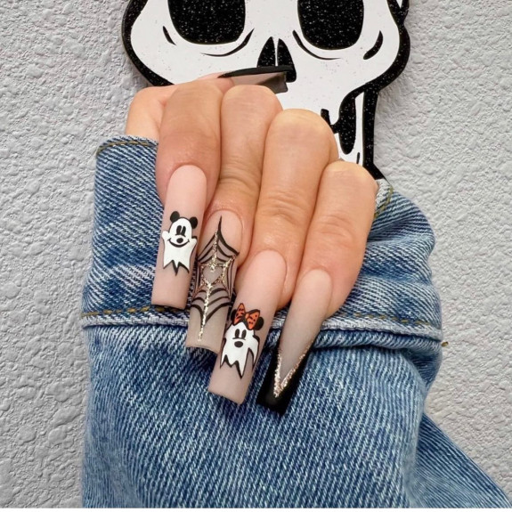 60+ Halloween Nails 2022 — Disney Halloween Nude Nails