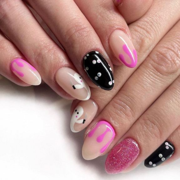 60+ Halloween Nails 2022 — Ghost + Black and Pink Nails