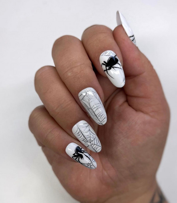 76 Spooky Halloween Nails for Every Taste — Spider White Nails