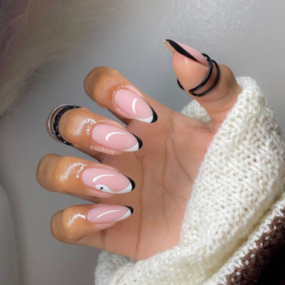 halloween nails, halloween nails 2022, ghost french tip nails, cute halloween nails, pumpkin nails, halloween nails acrylic, spooky nails, ghost nails, halloween french tip nails, halloween nail designs, halloween nail ideas, cute halloween nails, halloween nail ideas 