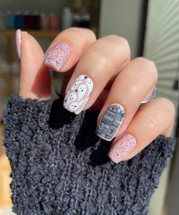 76 Spooky Halloween Nails for Every Taste — Haunted House + Ghost Nails